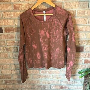 Lululemon athletic shirt, never worn.  Size 12